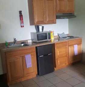 Deluxe King Suite