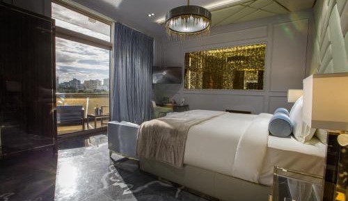 Panorama Suite Beyond Balcony