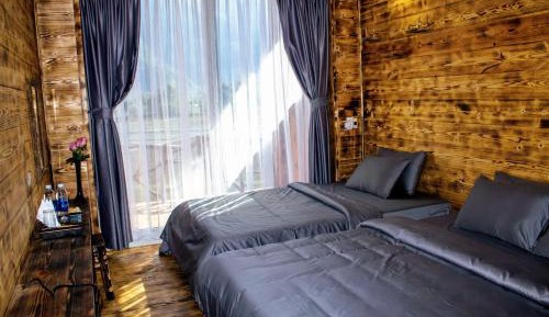 Triple Room with Mountain View