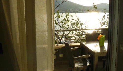 One-Bedroom Apartment with Balcony and Sea View