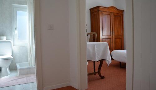 Two Connecting Double Rooms