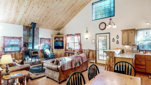 Two Bedroom Holiday Home