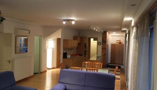 Large Two-Bedroom Apartment