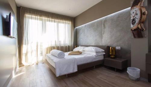 Deluxe Double Room with Bath
