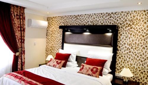 Standard King Room