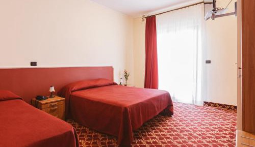 Comfort Triple Room with Shower
