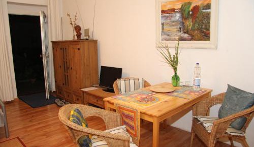 Apartment (2 Adults)