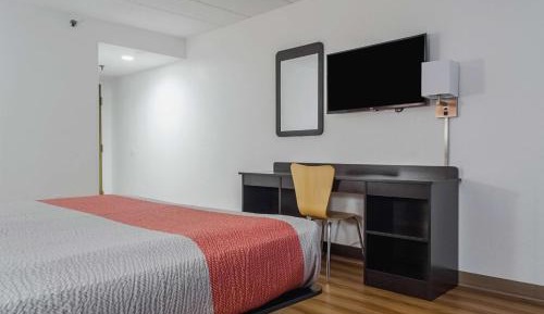 King Room - Non-Smoking