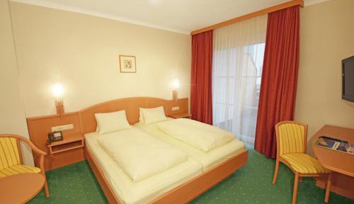 Double Room with Lake View