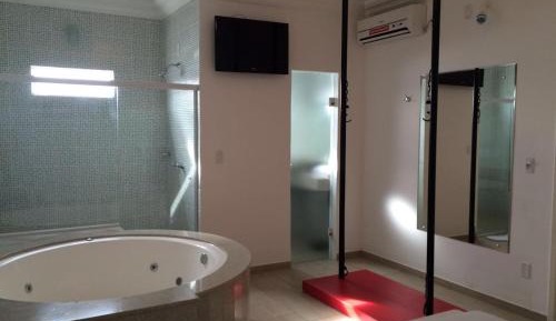 Studio with Spa Bath