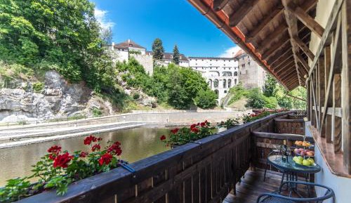 Deluxe Double Room with Balcony