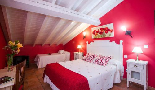 Quadruple Room with Private Bathroom