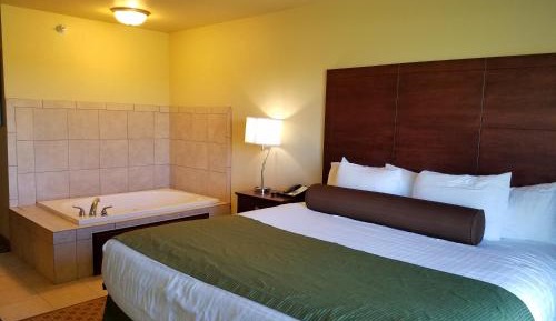 King Room with Spa Bath