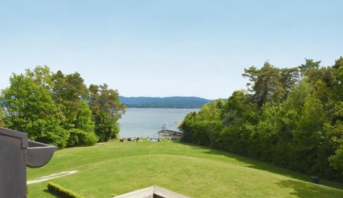 Superior Twin Room with Lake View