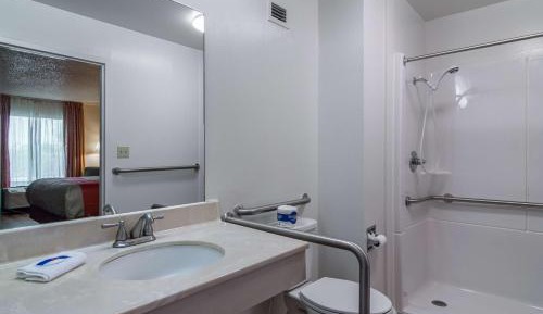 Quadruple Room - Non-Smoking