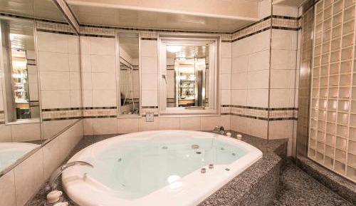 Superior Double Room with Massage Chair (Check-in after 19:00)