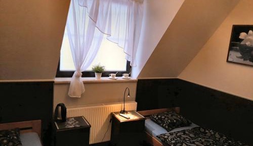 Twin Room with Private Bathroom