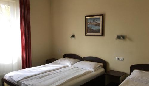 Classic Quadruple Room