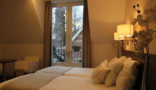 Large Suite
