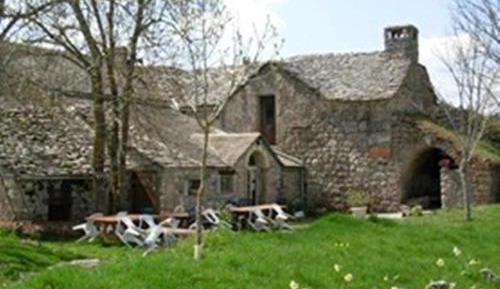 Cottage (5 Adults)