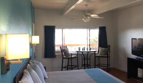 Deluxe Suite with Sea View - Nonsmoking