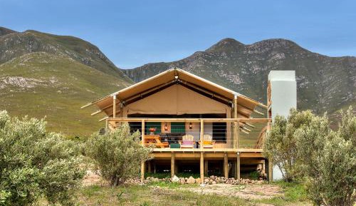 Two-Bedroom Chalet with hot tub