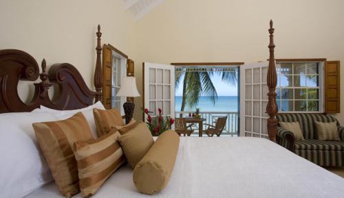 Deluxe King Suite