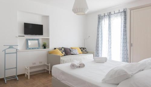 Triple Room with Private Bathroom