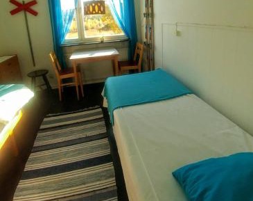 Twin Room with Shared Shower
