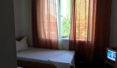 Twin Room with Shared Toilet