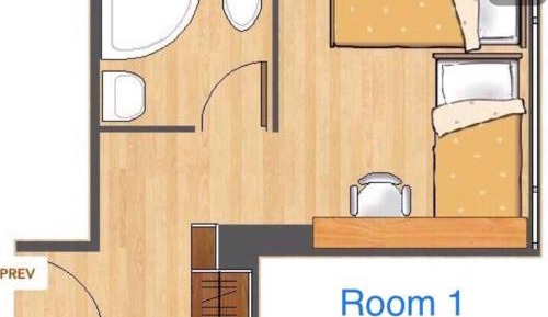 Deluxe Twin Room with Private Bathroom