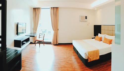 Deluxe Double or Twin Room
