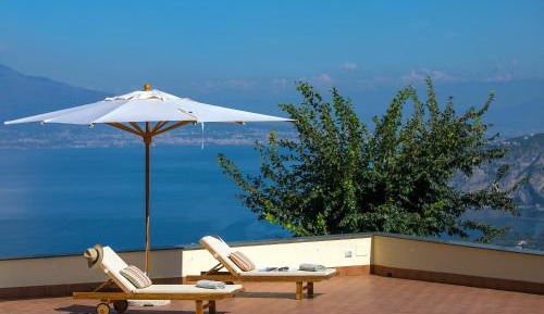 Villa with Sea View