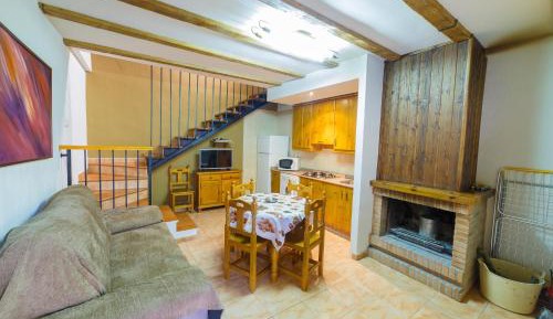Duplex (2 Adults + 1 Child)