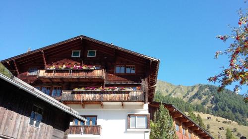 Apartment with Terrace