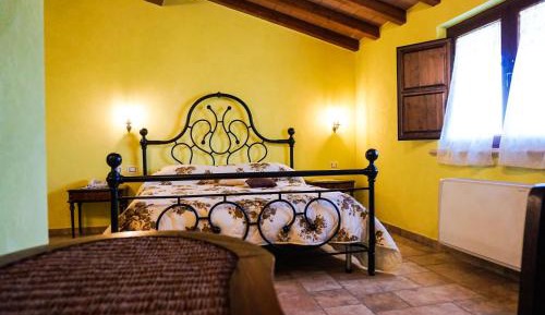 Quadruple Room with Private Bathroom