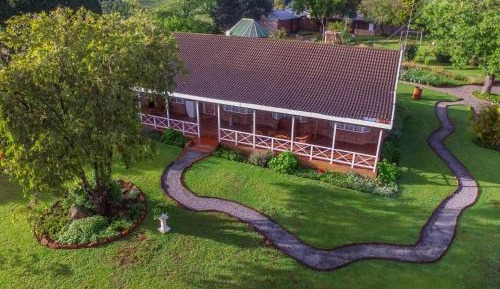 Villa with Garden View