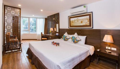 Suite with City View