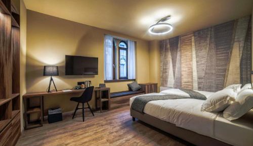 Double or Twin Room with Private Bathroom