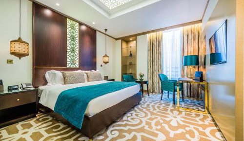 Deluxe King Room