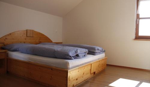 One-Bedroom Apartment (3 Adults)