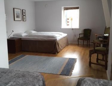 Deluxe Family Room