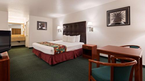 King Room - Non-Smoking