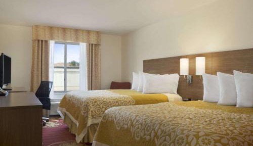 Studio Queen Suite with Two Queen Beds - Accessible/Non-Smoking