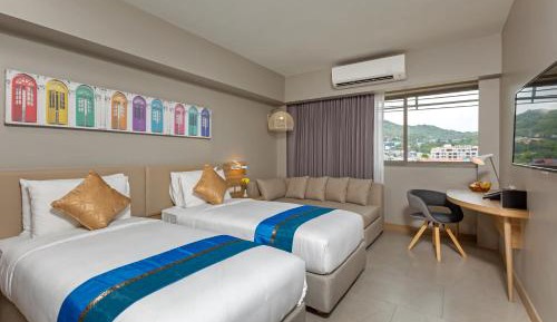 Deluxe Double or Twin Room with Mountain View