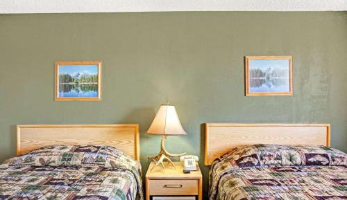 Double Room with Two Double Beds - Smoking