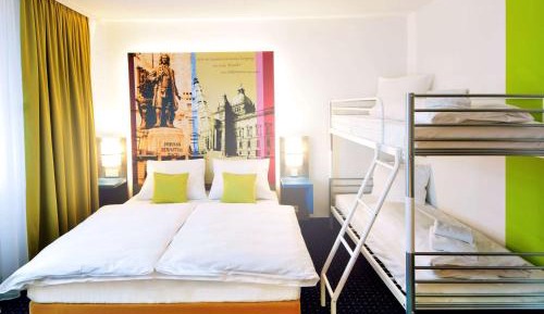 Family Room with Double Bed and Bunk Bed