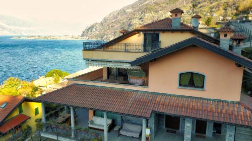 Double Room with Lake View