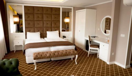 One-Bedroom Suite