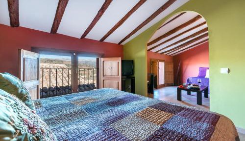 Suite with Vineyard and Park Natural view